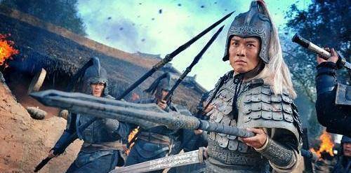 关于北京人和战平大连人，难分胜负的信息