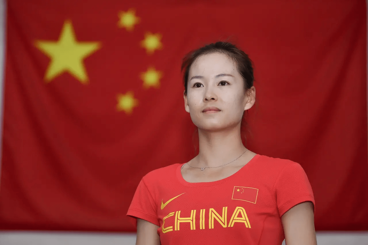 保加利亚射击高手枪法一流,夺得女子团体铜牌 保加利亚射击高手枪法一流,夺得女子团体铜牌