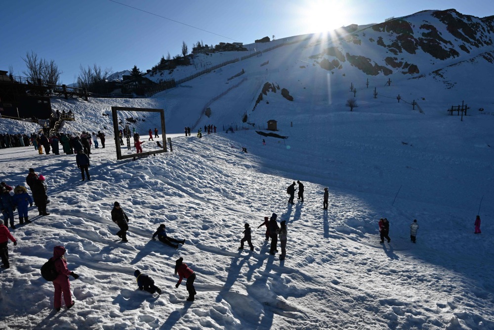 智利滑雪选手状态神勇,压倒对手 智利滑雪选手状态神勇,压倒对手