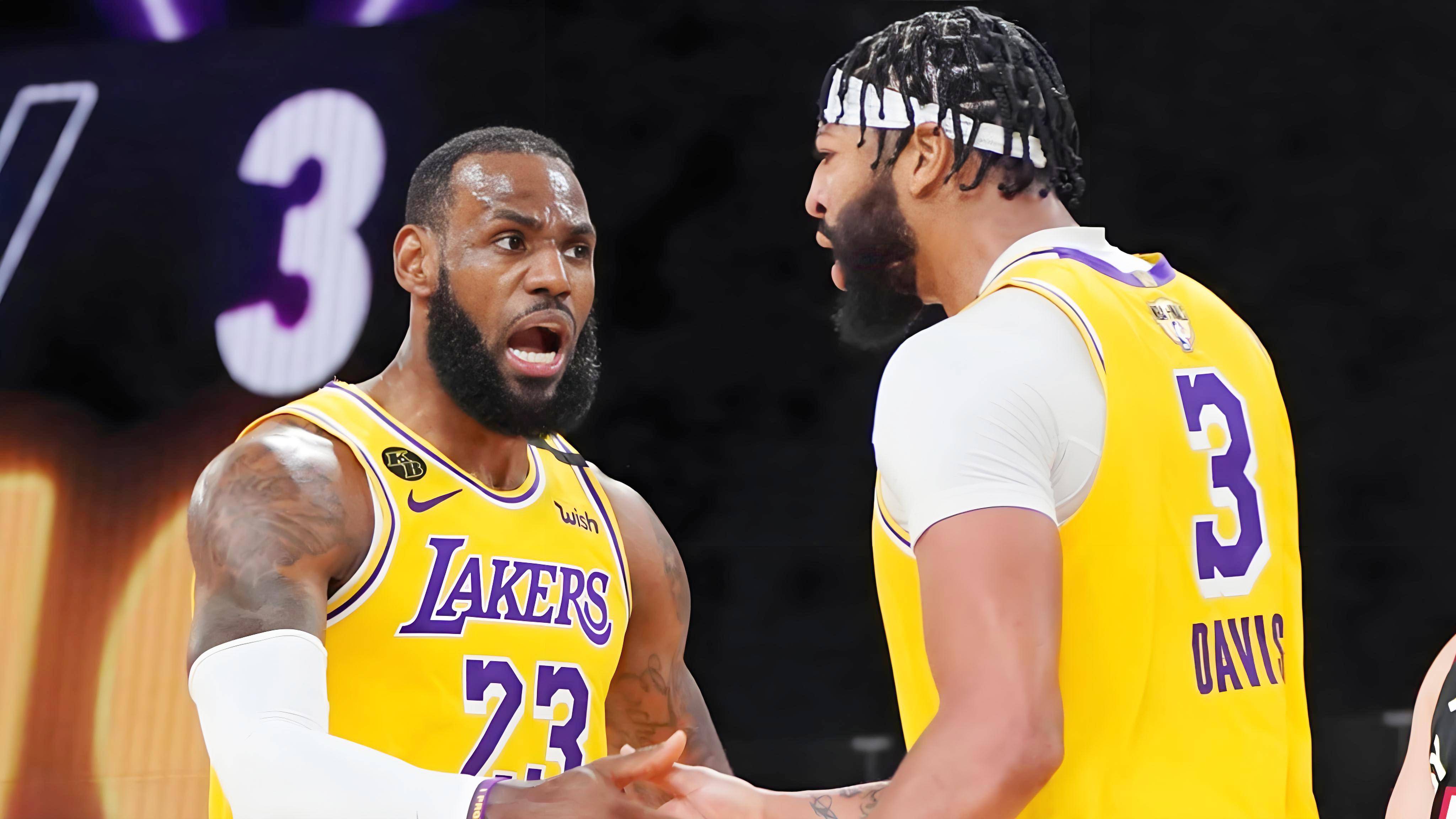 湖人队客场惊险战胜骑士，继续领跑西部