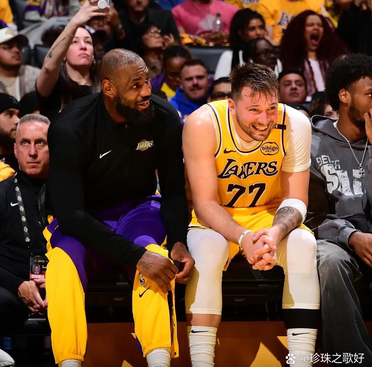 aoa体育-包含湖人双星发挥稳定，带领球队一路高歌！的词条