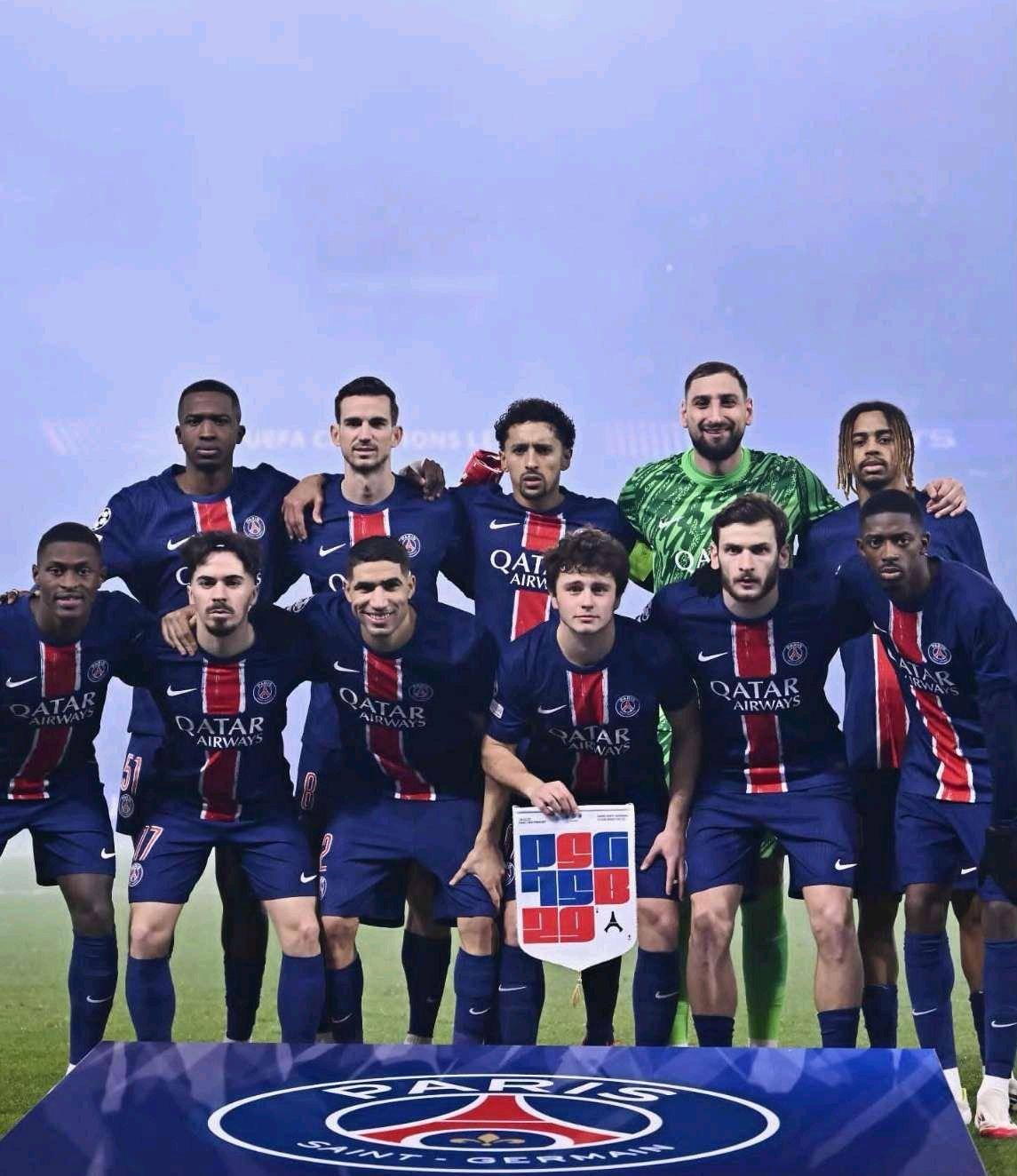 aoa体育课程-巴黎圣日尔曼队实力强劲，轻松战胜对手