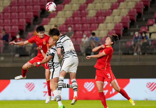 中国女足大比分赢球！晋级赛场更进一步