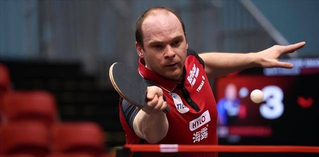 aoa体育教练-霍尔城顽强逆转对手，抢得三分的简单介绍