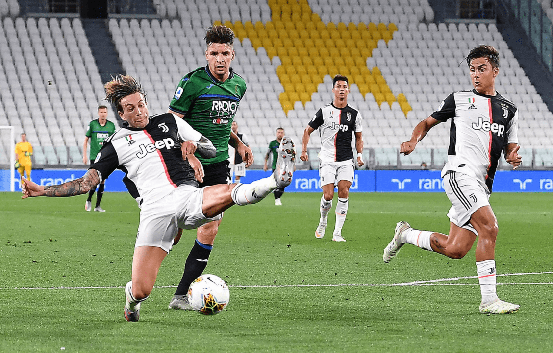 格拉纳达主场失利，积分榜下滑的简单介绍