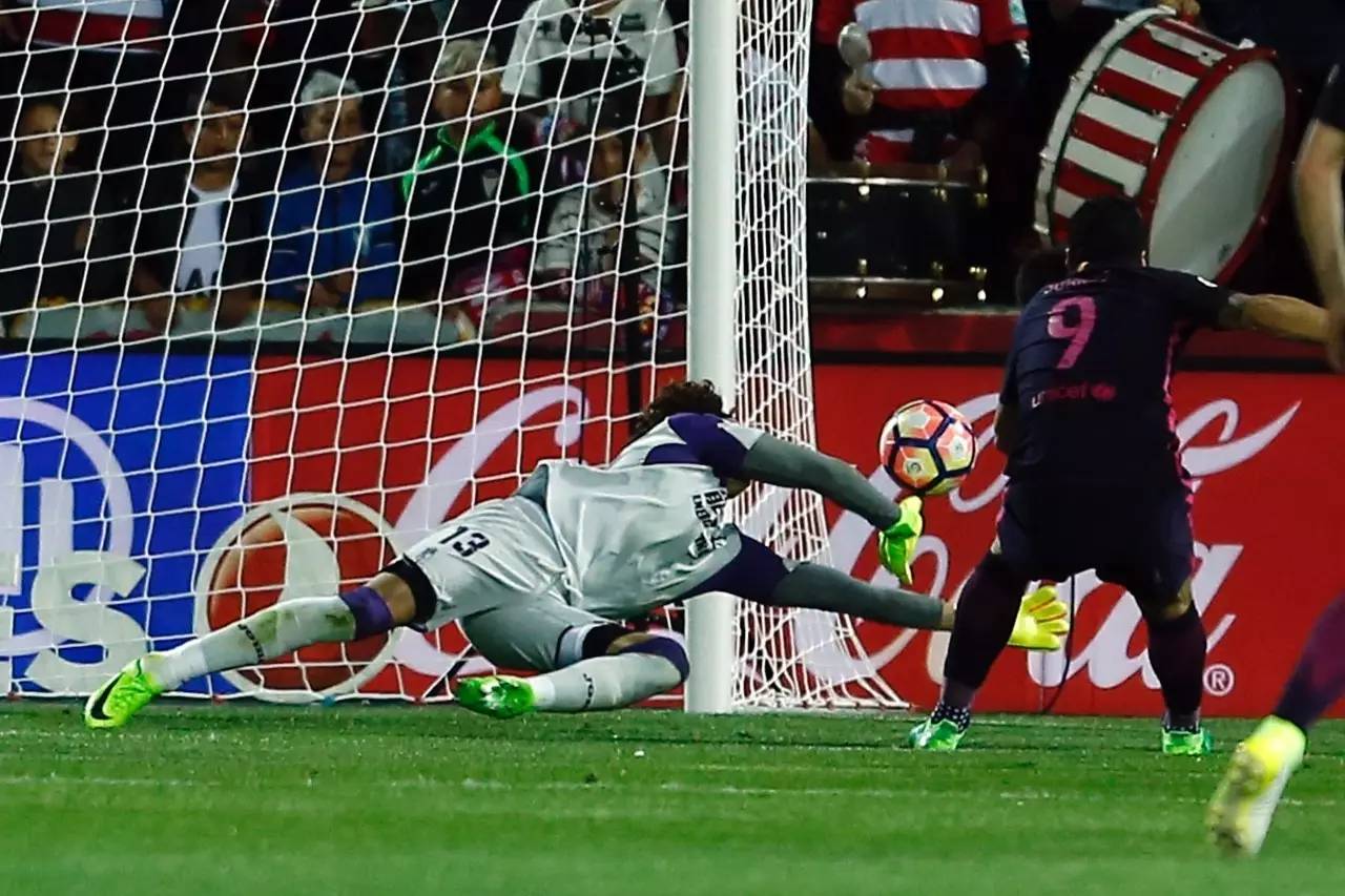 格拉纳达主场失利，积分榜下滑的简单介绍